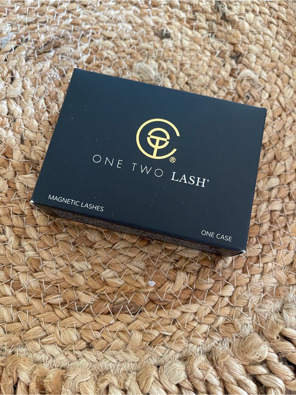 Magnetic Lash Case - Black with Gold Logo